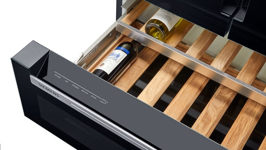 iQ700 Kühl-Gefrierkombination mehrtürig, Glasfront 183 x 90.5 cm Schwarz, Total noFrost KF96RSBEA