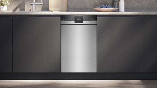 iQ300 Unterbau-Geschirrspüler 45 cm Gebürsteter Stahl SR43ES24ME