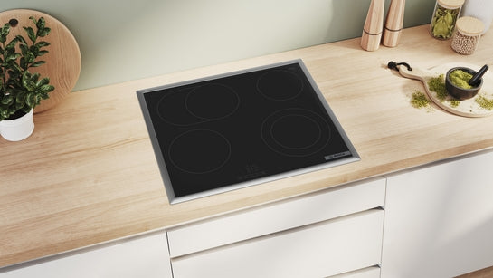 Serie 4 Elektro-Kochfeld 60 cm Mit Rahmen aufliegend PKN645BA2E