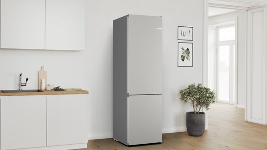 Serie 4 Freistehende Kühl-Gefrier-Kombination mit Gefrierbereich unten 203 x 60 cm Gebürsteter Stahl AntiFingerprint, Total No Frost  KGN392ICF