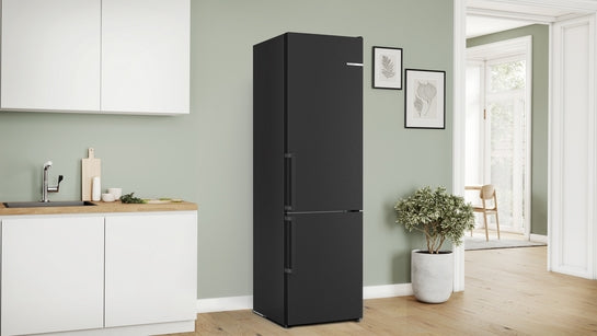Serie 4 Freistehende Kühl-Gefrier-Kombination mit Gefrierbereich unten 203 x 60 cm Gebürsteter schwarzer Stahl AntiFingerprint KGN39VXBT