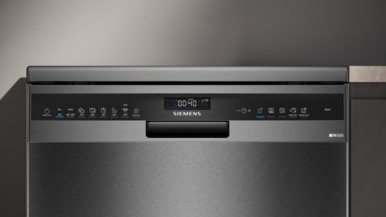 iQ500 Freistehender Geschirrspüler 60 cm Gebürsteter schwarzer Stahl mit Anti-Fingerprint SN25EC13CE